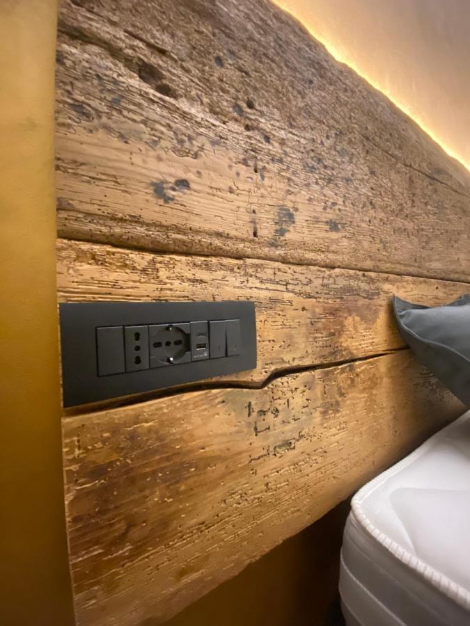 La Lupa Apartment - In The Heart Of Aosta With Car Box 外观 照片