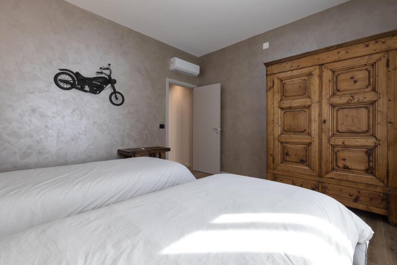 La Lupa Apartment - In The Heart Of Aosta With Car Box 外观 照片