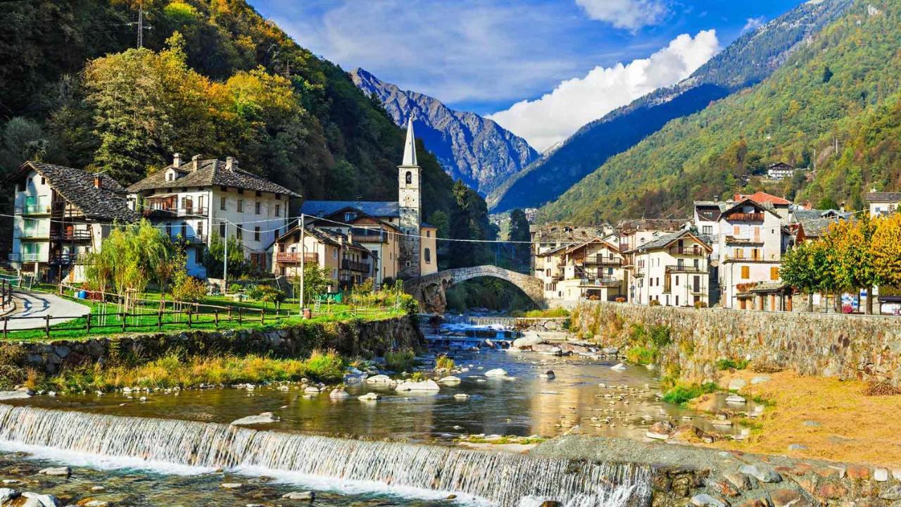La Lupa Apartment - In The Heart Of Aosta With Car Box 外观 照片