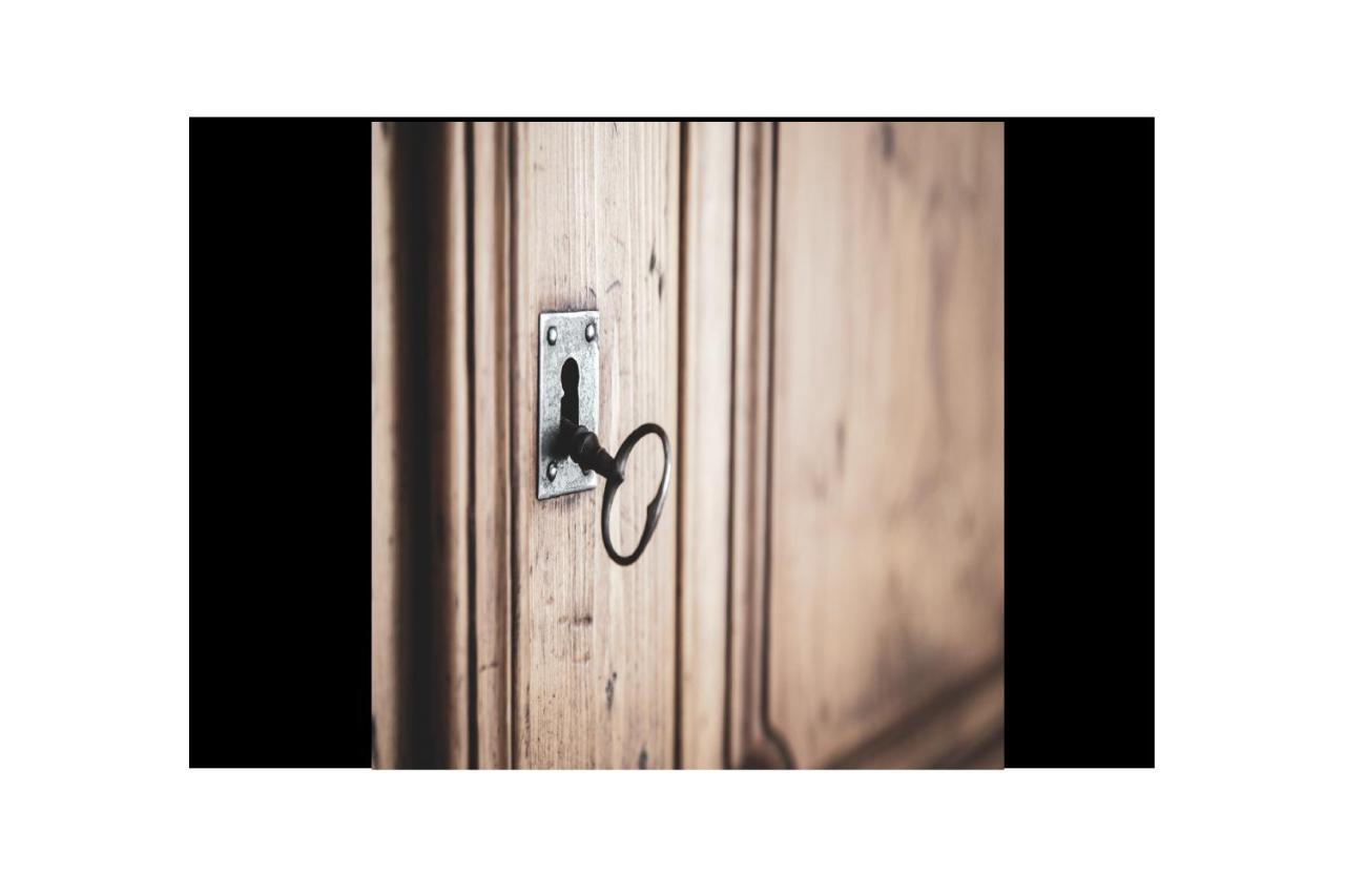 La Lupa Apartment - In The Heart Of Aosta With Car Box 外观 照片