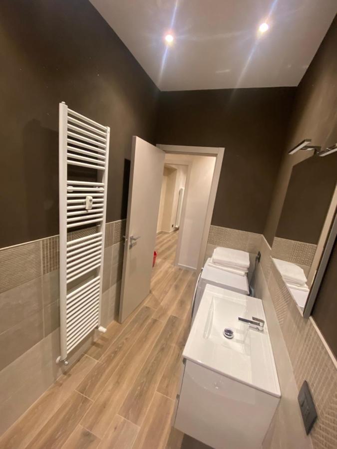 La Lupa Apartment - In The Heart Of Aosta With Car Box 外观 照片